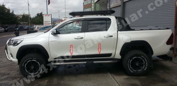 Toyota Hilux'a Uyumlu 2015+ Yan Kapı Kaplaması 